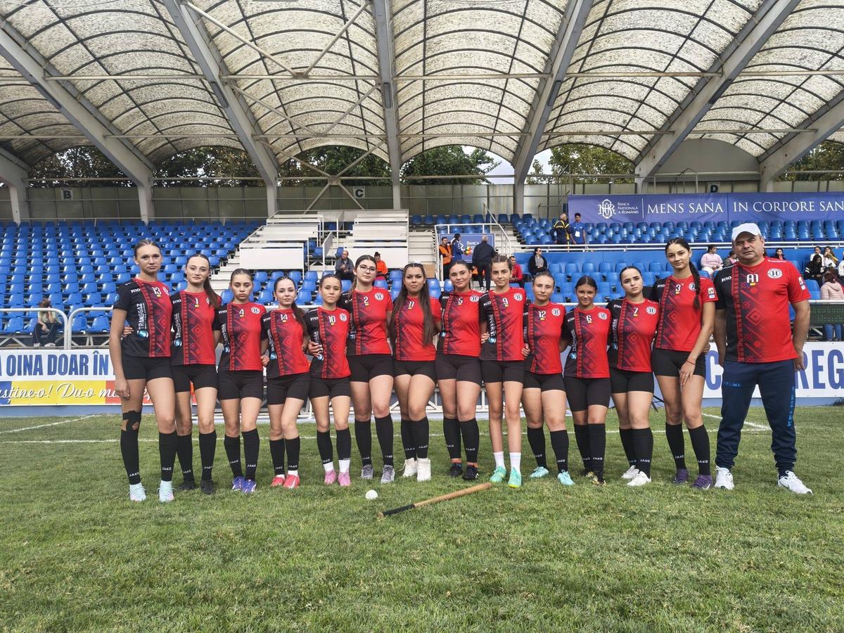 Competițiile de oină din weekendul 26-27 septembrie s-au desfășurat pe Stadionul Cotroceni