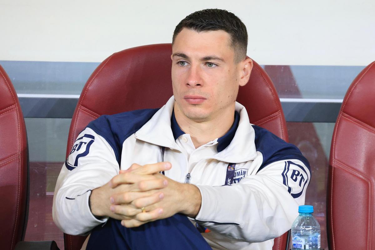Fanii au văzut echipa de start aleasă de Gică Hagi și au răbufnit în comentarii: „Nu mai are rost să ne uităm, noapte bună! Face mișto”