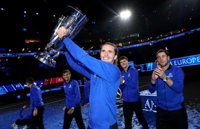 Alexander Zverev, după ce a adus victoria Echipei Europei, și-a amintit de Rafa și Roger: „Toată săptămâna, nu cred că am scos niciun cuvânt” + instrucțiuni de desfăcut o sticlă de șampanie