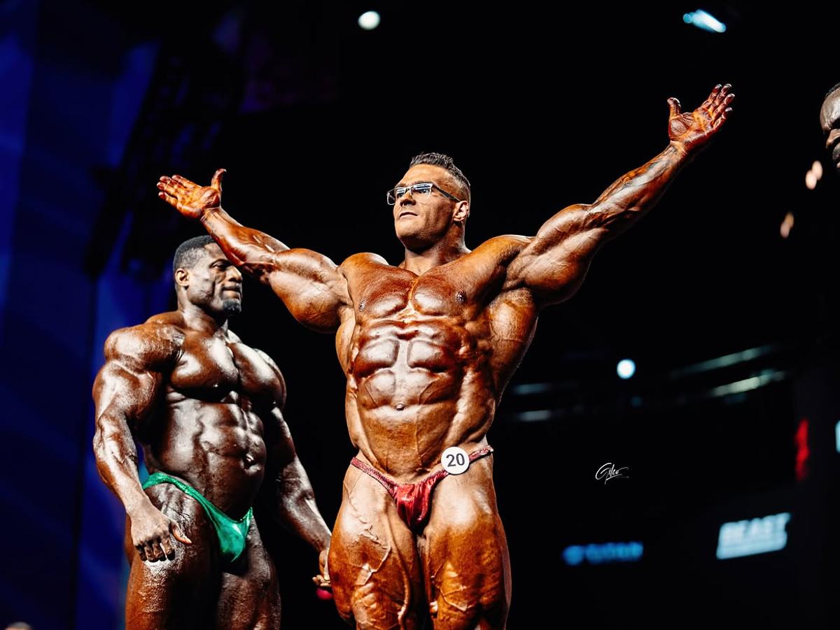 Nick Walker, „Mutantul” care a câștigat Mr. Olympia 2026, în ciuda criticilor și îndoielilor » „Este un fraier, asta e varianta politicoasă”