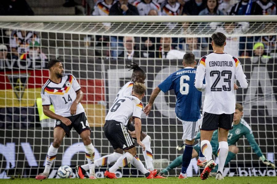 Jurgen Klopp, învins la primul meci acasă: „Nu m-a surprins că au ajuns să ne pună mizeria aia în poartă”