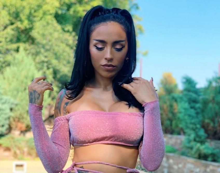 Cântăreața Ruby (31 de ani), pe numele ei real Ana Claudia Grigore, a primit block pe Instagram din partea lui David Luiz (33 de ani), fundașul central al lui Arsenal.