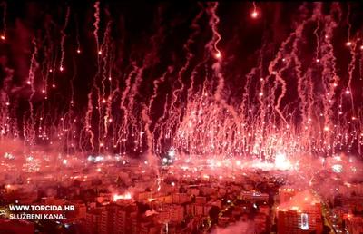 VIDEO Cea mai spectaculoasă sărbătoare din istoria fotbalului? Ultrașii au luminat întreg orașul