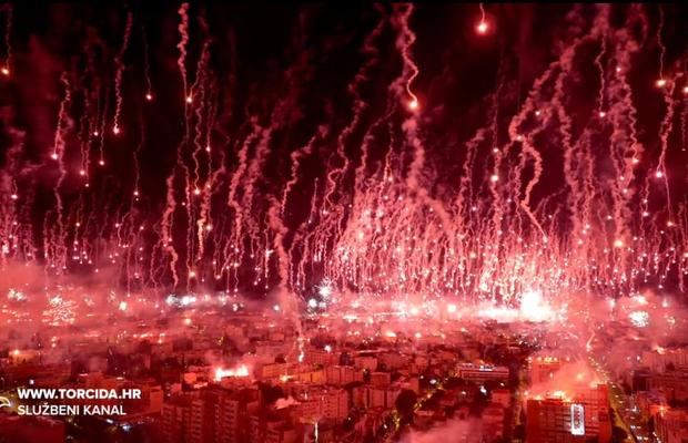 VIDEO Cea mai spectaculoasă sărbătoare din istoria fotbalului? Ultrașii au luminat întreg orașul