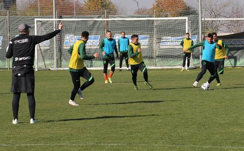 FCSB, la primul antrenament după revenirea mai multor fotbaliști din izolare
Foto:facebook/fcsb