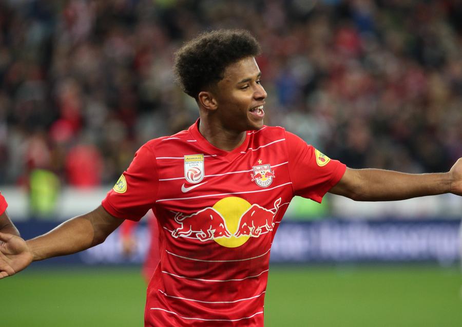 Karim Adeyemi (19 ani), noua senzație a naționalei Germaniei, fotbalist cu origini române Borussia Dortmund i-a găsit deja înlocuitor lui Haaland: un jucător cu mamă româncă!