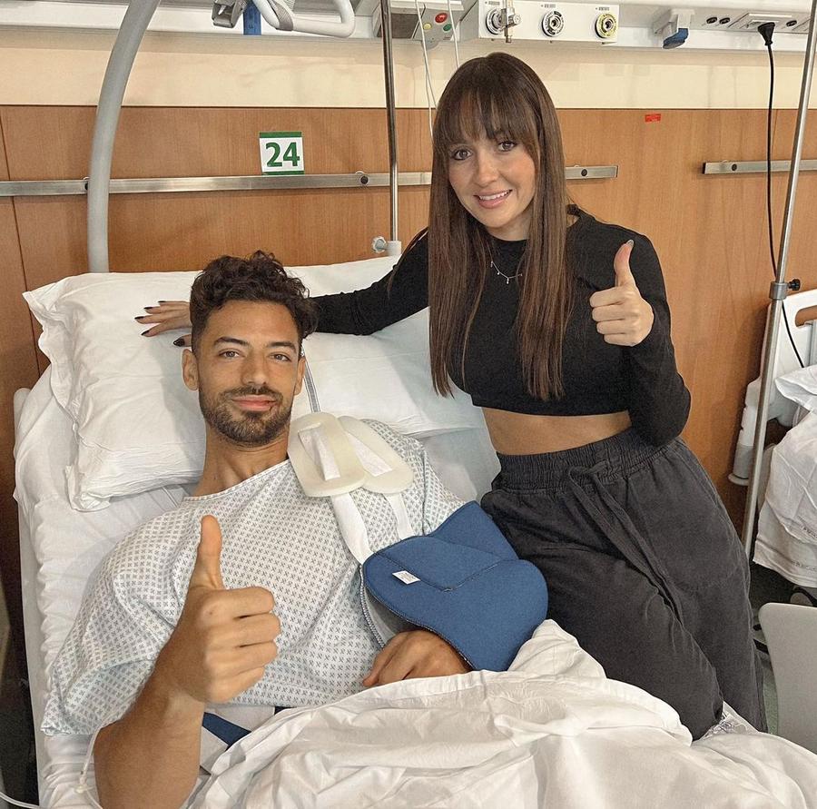 FOTO: Instagram @pablomv5 Prima imagine din spital cu Pablo Mari, după ce a fost înjunghiat într-un supermarket: „Am simțit o durere atroce la spate”