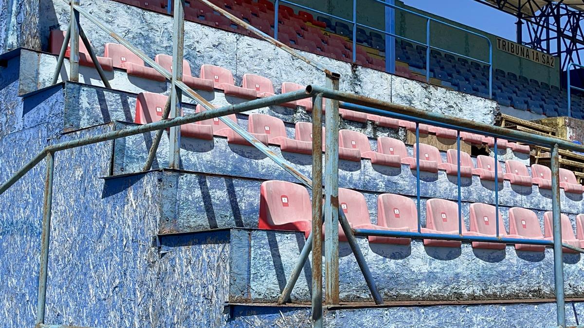 Fără fotbal şi blocat de procese » Imagini dezolante cu stadionul din Târgu Mureș