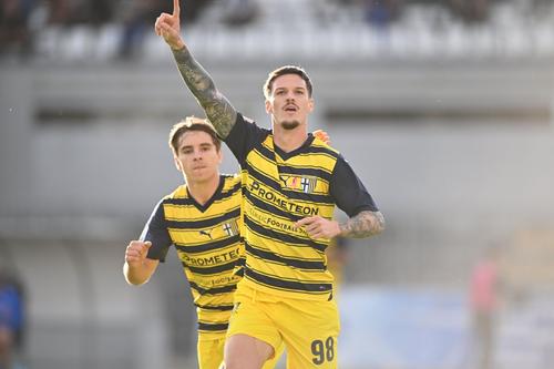 Dennis Man / foto: Twitter @Parma