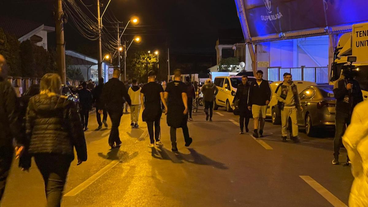 Petrolul - FCSB, înainte de meci