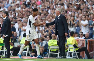 Carlo Ancelotti, încântat de Jude Bellingham după „dubla” reușită în El Clasico: „Arată ca un veteran, și noi suntem surprinși de prestațiile lui”