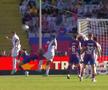 El Clasico sau MMA? Barcelona și Real Madrid au cerut câte un penalty la două faze controversate