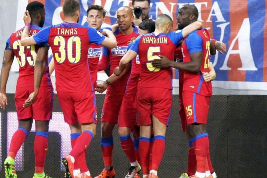 Cornel Râpă, cu fața, lângă Tamaș Triplul campion cu FCSB schimbă fotbalul cu atletismul în 2026: „Mă așteaptă maratonul de la Berlin”