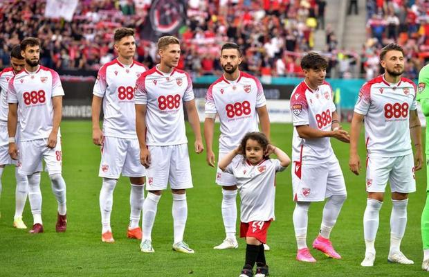 Transferuri la Dinamo: „Vor veni 3-4 jucători”