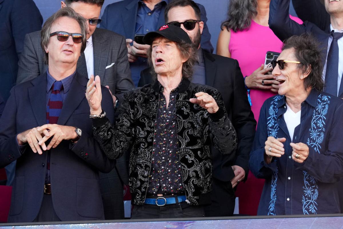 Scenografie spectaculoasă pe tot stadionul la El Clasico » Show în tribune făcut de Rolling Stones