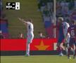 El Clasico sau MMA? Barcelona și Real Madrid au cerut câte un penalty la două faze controversate
