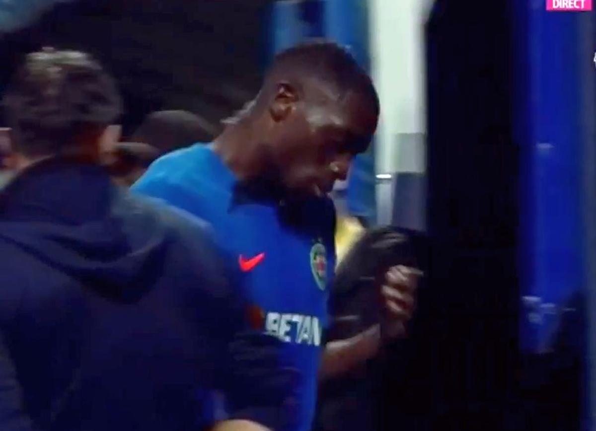 Dawa, nervos după ce a fost schimbat în minutul 35 în Petrolul - FCSB