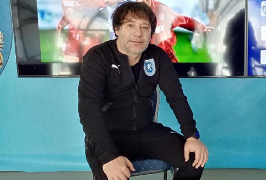 Dinastia » Tatăl a jucat mult timp la clubul lui Mititelu, fiul e pe val la CSU Craiova, unde îl antrenează un idol al Băniei