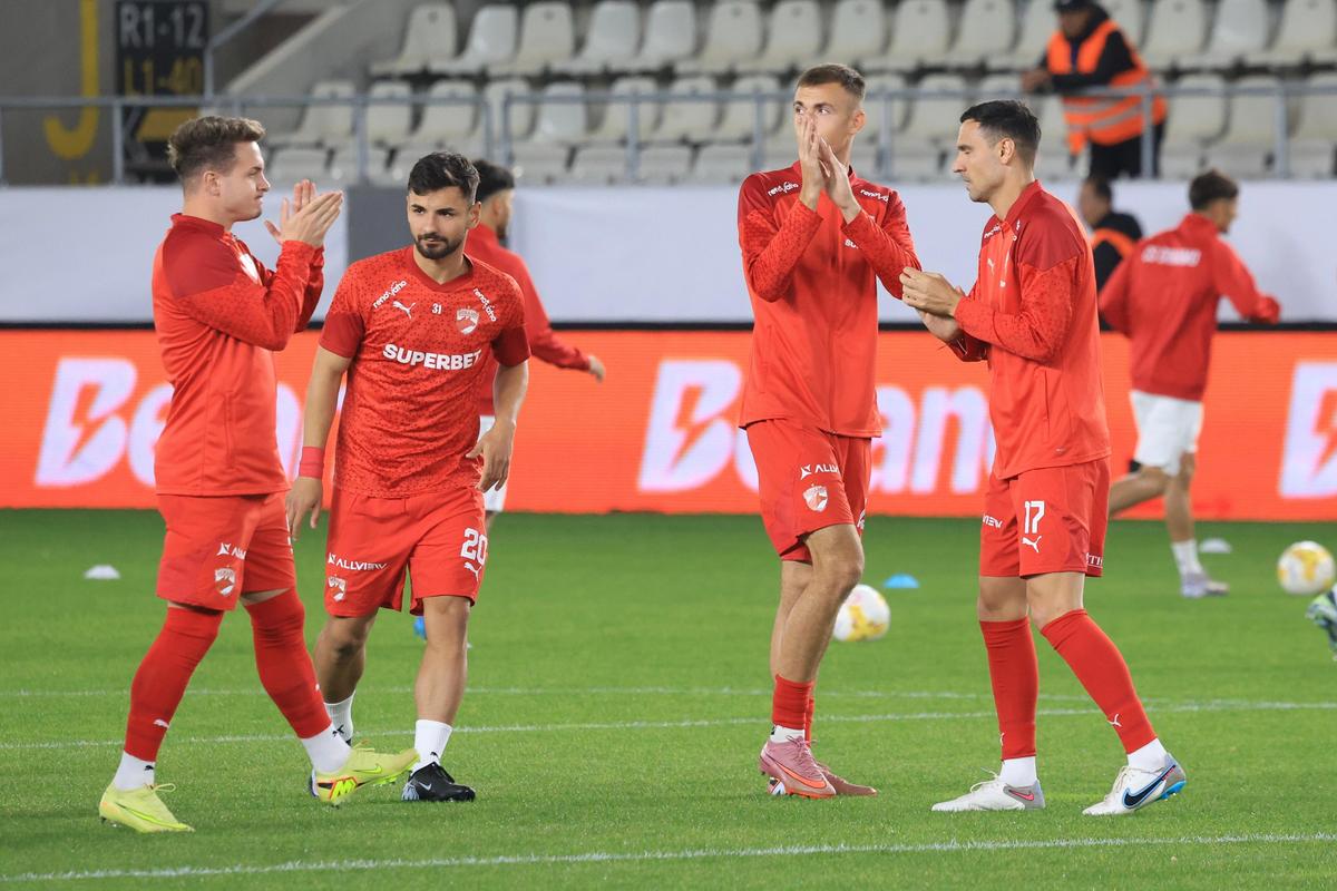 CS Dinamo - Dinamo, imagini înaintea partidei din Cupa României