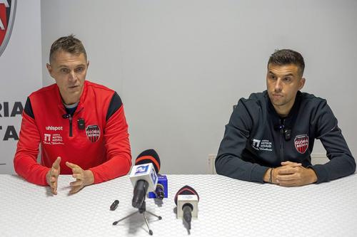 Nicolae Grigore, la conferința dinainte de Bistrița - FCSB // foto: Facebook @ Gloria Bistrița