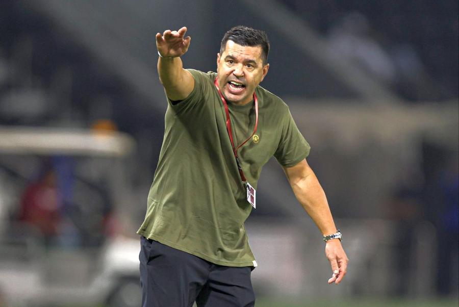 Cosmin Contra, pronostic la Inter - AC Milan: „Sper să nu se supere Chivu pe mine”