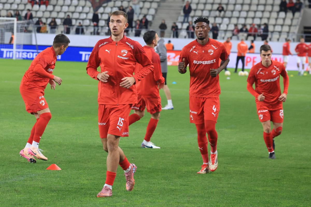 CS Dinamo - Dinamo, imagini înaintea partidei din Cupa României