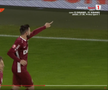 Le-a făcut semn fanilor să tacă, apoi a răbufnit la interviu: „Am renunțat la bani, să ne respecte”