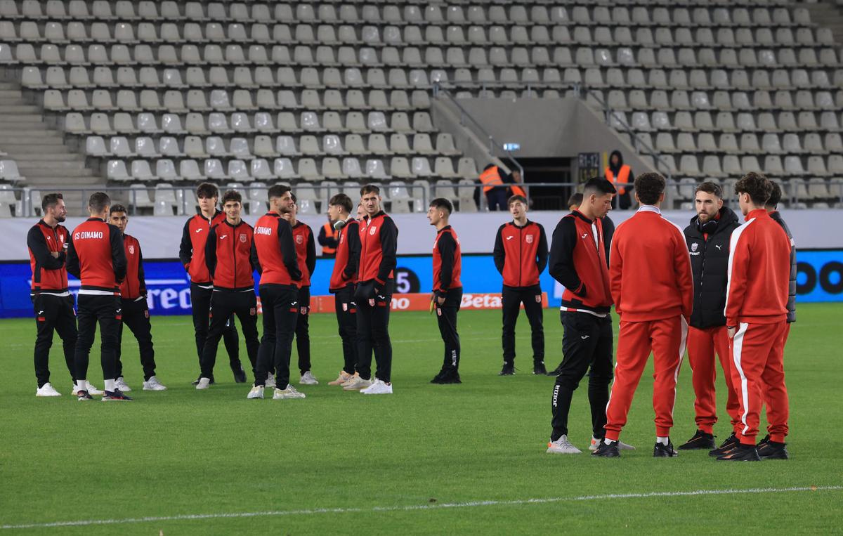 CS Dinamo - Dinamo, imagini înaintea partidei din Cupa României