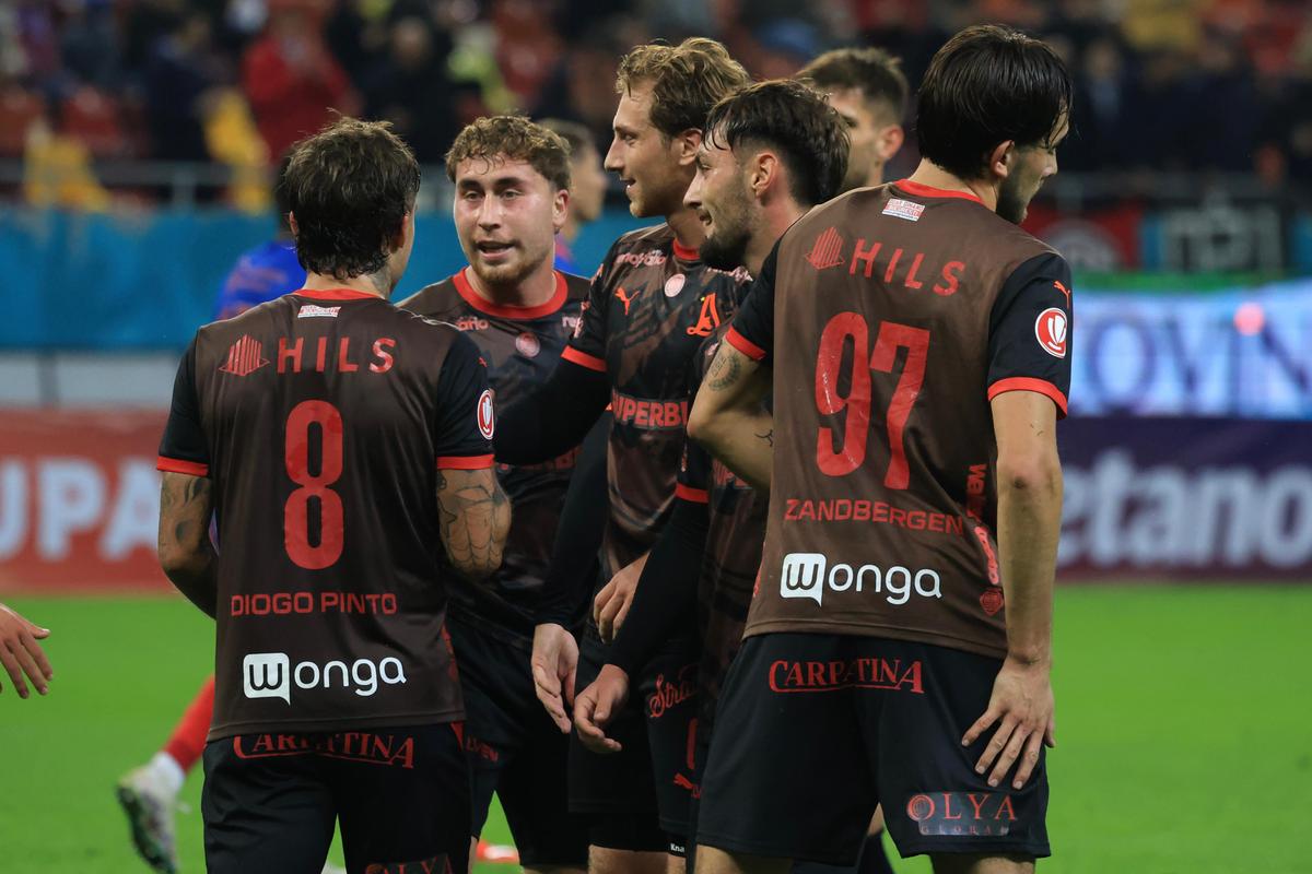 L-au făcut mare pe Pinto! Dinamo - Chindia a avut un erou neașteptat: hattrick la al doilea meci ca titular. „Câinii” calcă apăsat spre „sferturi”