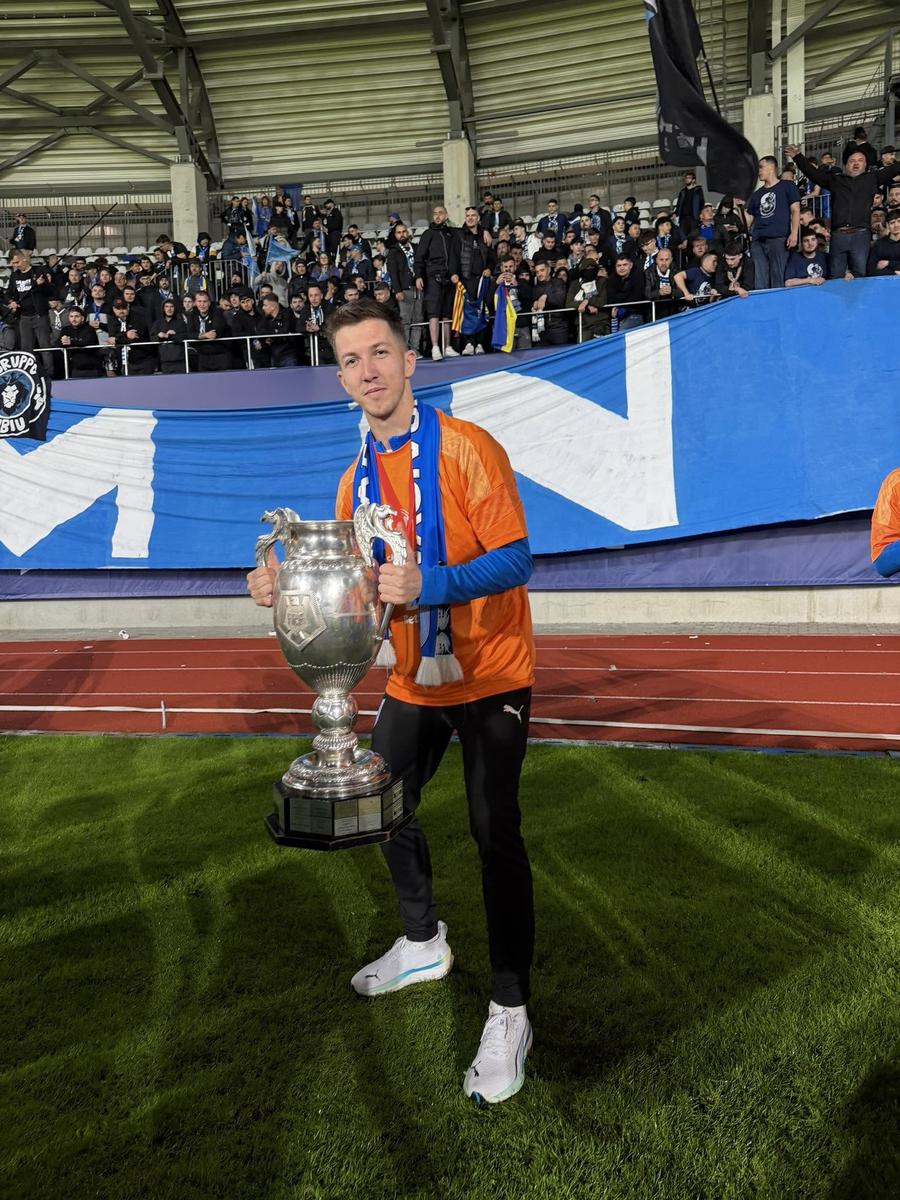 Alexandru Iamandache Craiova pregătește curățenia » 4 jucători pot pleca din Bănie în iarnă
