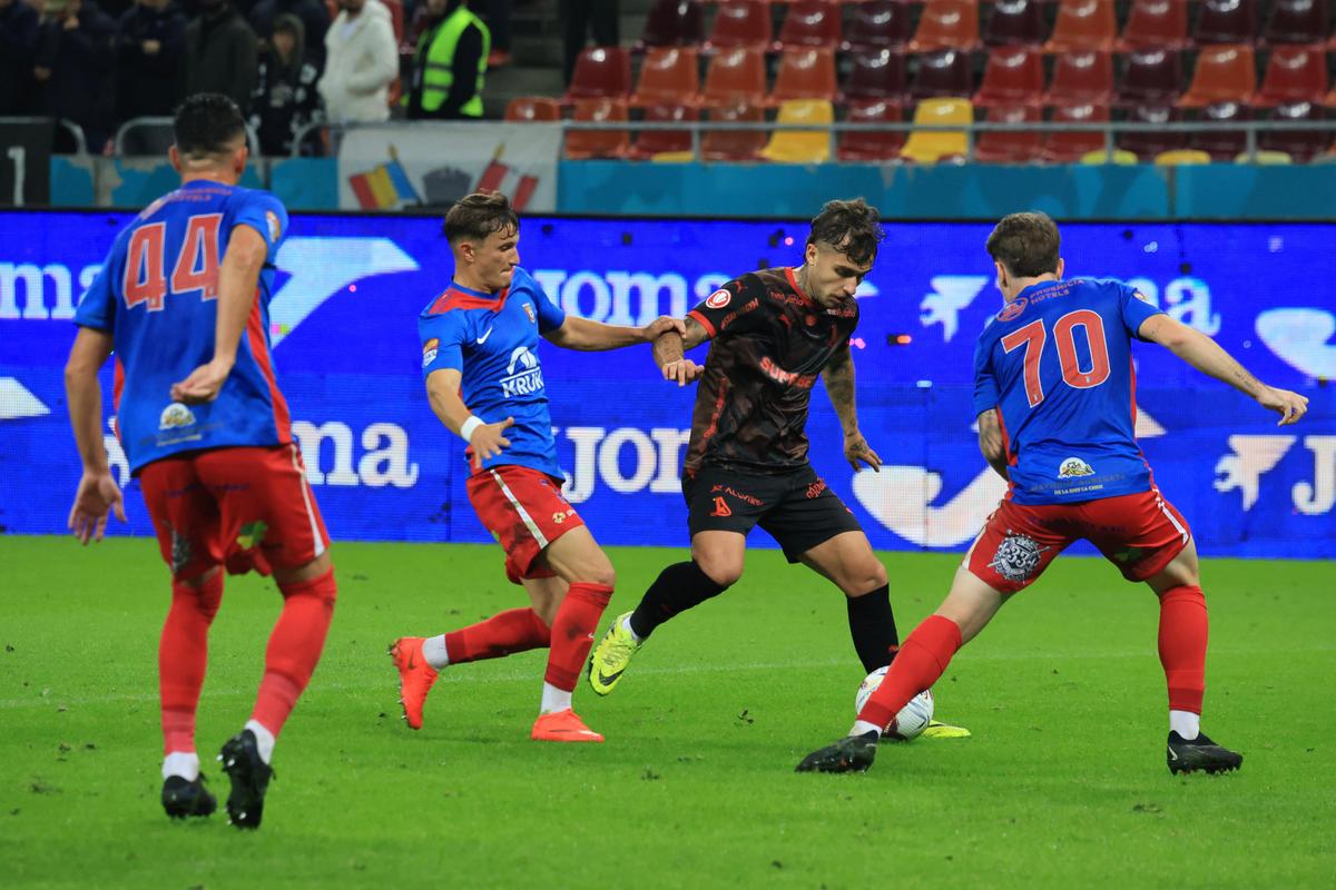 L-au făcut mare pe Pinto! Dinamo - Chindia a avut un erou neașteptat: hattrick la al doilea meci ca titular. „Câinii” calcă apăsat spre „sferturi”