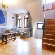 Conacul lui Cornel Dinu din Sinaia / FOTO: imobiliare.ro