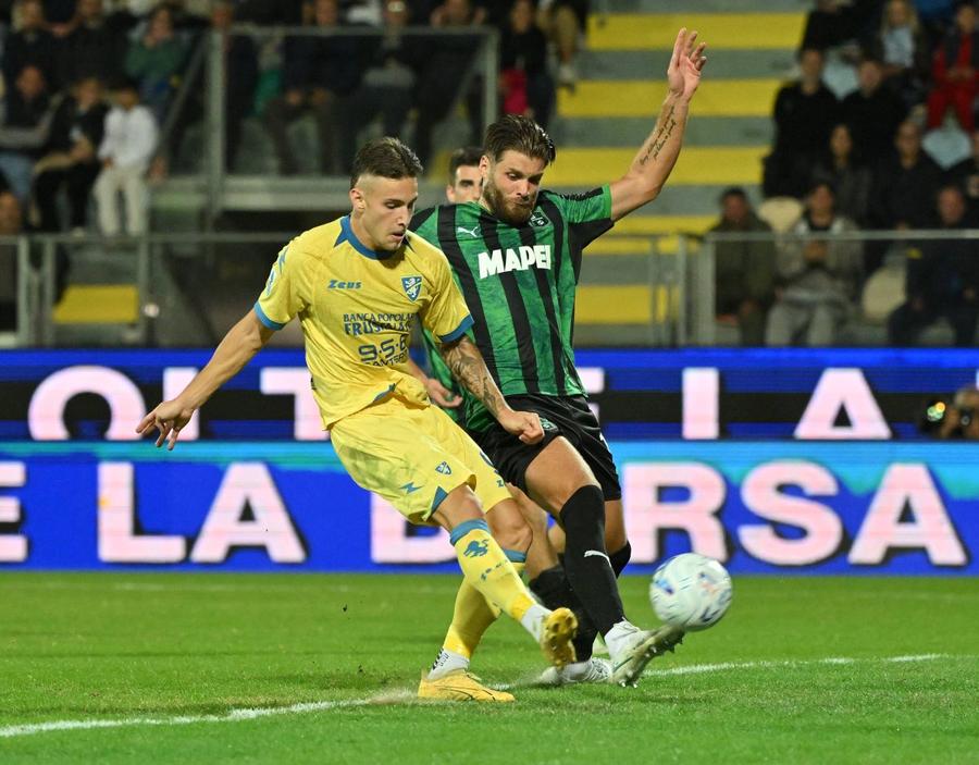 Antonio Raimondo, atacantul lui Frosinone Foto: Imago Secretul golgheterului surpriză din Serie A » Colegul lui Daniel Bîrligea de la Frosinone e expert în arte marțiale!