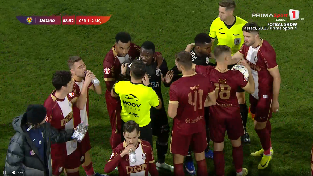 Marius Șumudică a scos echipa de pe teren în timpul derby-ului cu U Cluj, apoi a dezvăluit: „Știți ce mi-a zis Chipciu?”