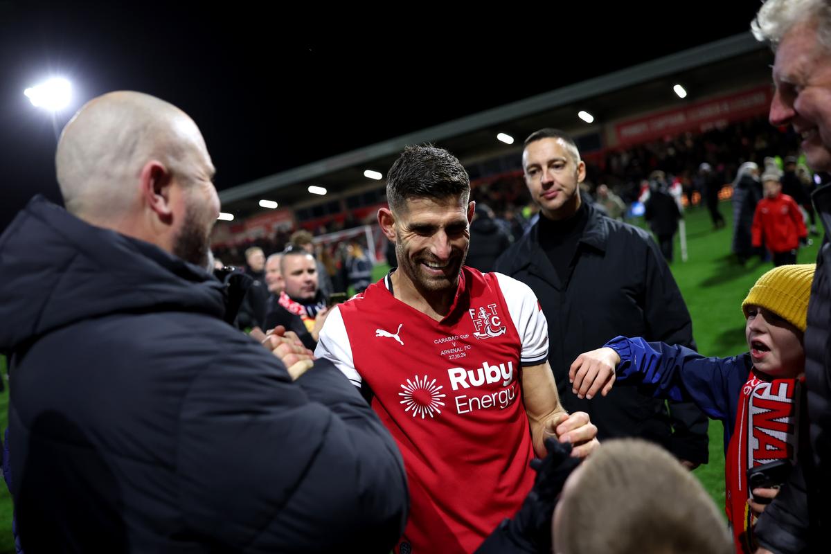 Arsenal, prima din Anglia care pățește asta! Detaliul rușinos după eliminarea din Cupa Ligii