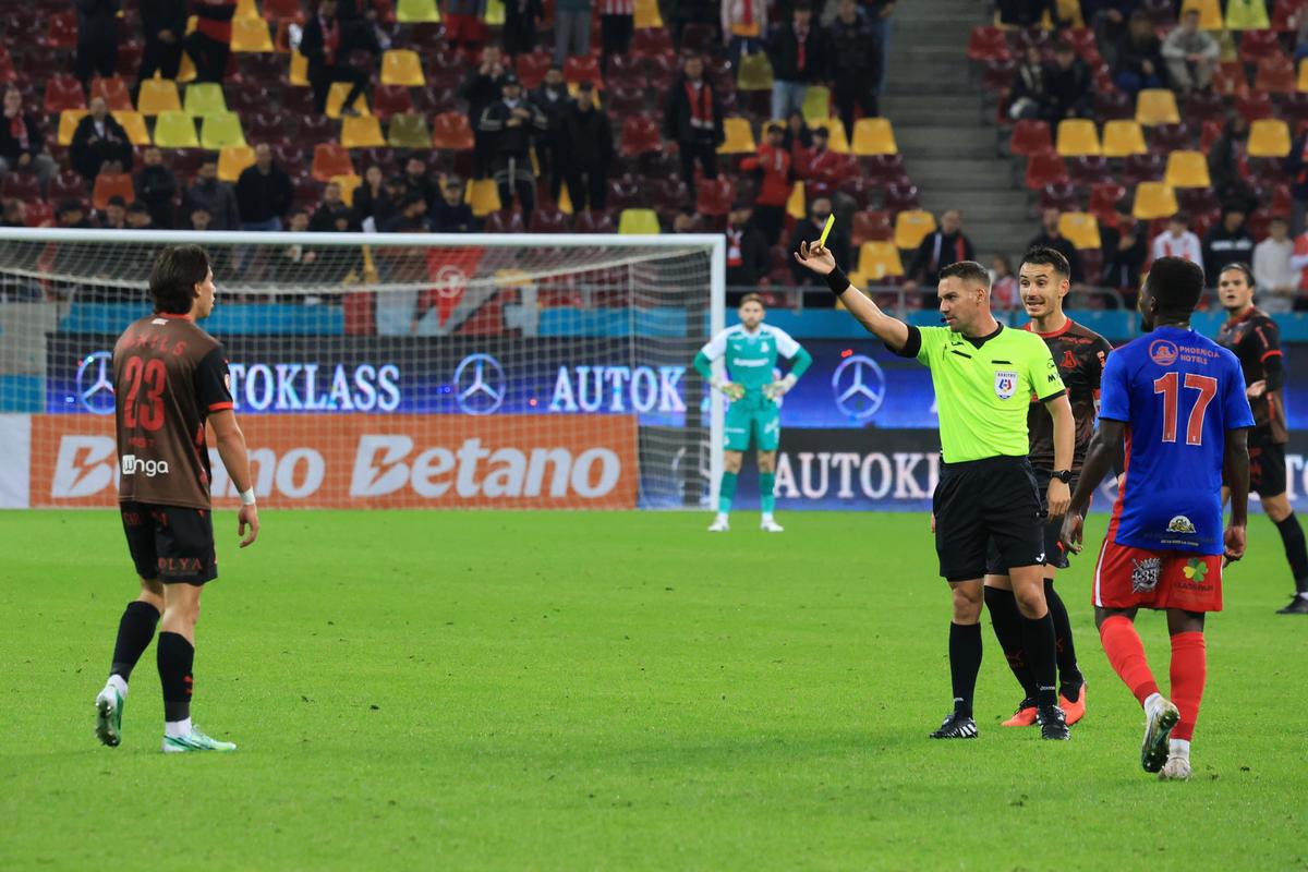 L-au făcut mare pe Pinto! Dinamo - Chindia a avut un erou neașteptat: hattrick la al doilea meci ca titular. „Câinii” calcă apăsat spre „sferturi”