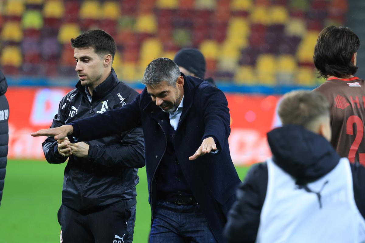 Imagini la finalul partidei Dinamo - Chindia Târgoviște