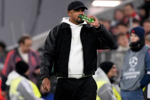Kompany a fost externat din spital » S-a dezvăluit cauza leșinului