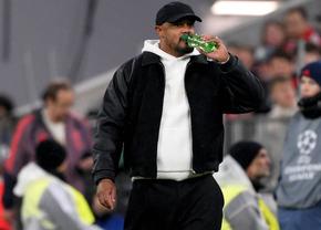 Kompany a fost externat din spital » S-a dezvăluit cauza leșinului