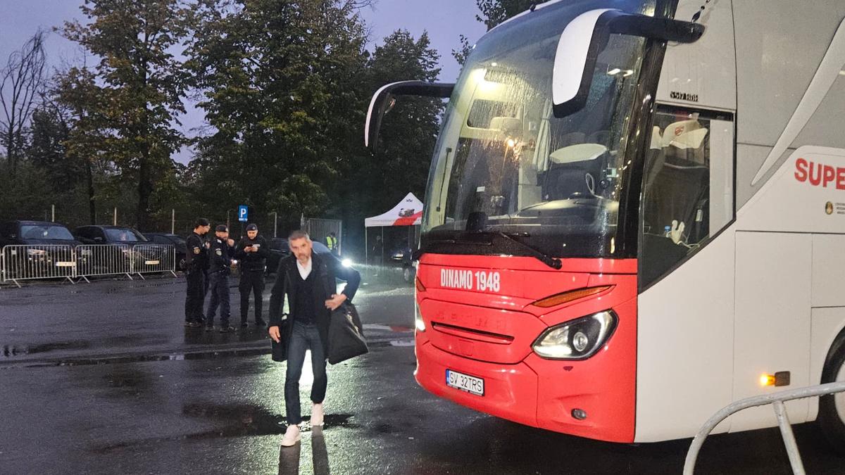 Dinamo - Chindia, imagini înaintea partidei din Cupa României Betano