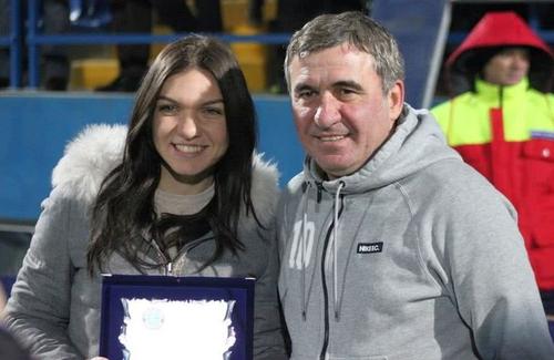 Simona Halep (29 de ani, 2 WTA) afirmă că nu va urma exemplul lui Gică Hagi (55 de ani) după ce se va retrage din tenis