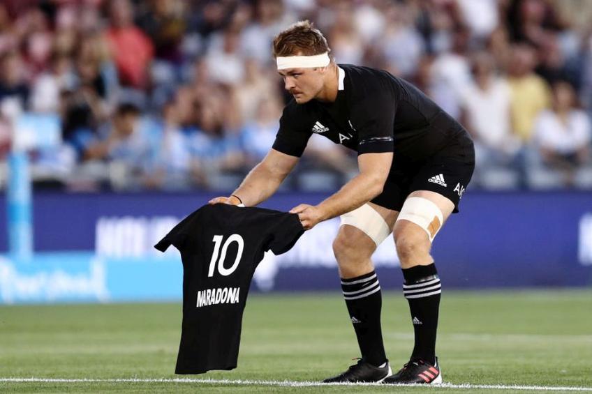 Diego Maradona a murit miercuri, 25 noiembrie 2020, la doar 60 de ani. „El Pibe D'Oro” a fost omagiat și înaintea meciului de rugby Argentina - Noua Zeelandă, scor 0-38, din Tri Nations (Getty)