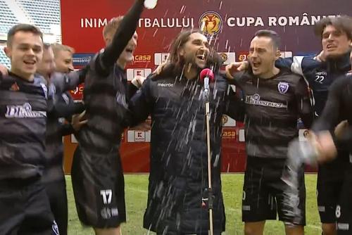 Dan Alexa și imaginile bucuriei de la finalul partidei / Captură TV Telekom Sport