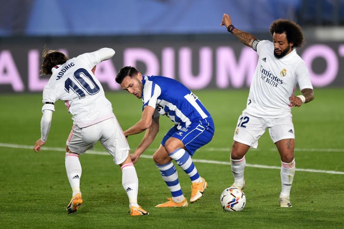 Real Madrid - Alaves 1-2. Surpriză majoră în La Liga » Real pierde iar pe teren propriu, într-un meci în care Courtois a comis-o!