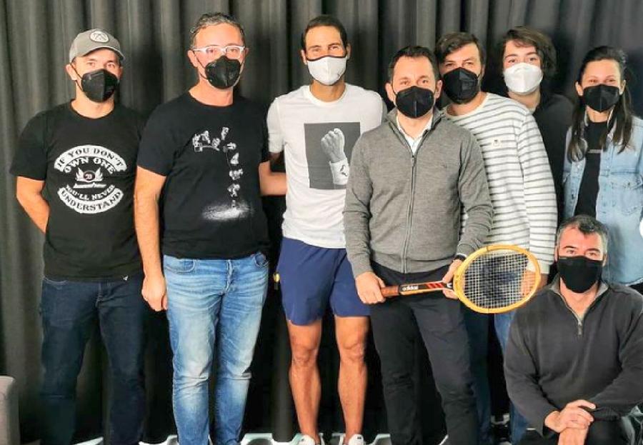 Tudor Giurgiu și echipa sa, în vizită la Academia lui Nadal Rafa Nadal, primul nume mare care filmează pentru mega-documentarul cu Ilie Năstase » Regizorul, dat pe spate: „Excepțional!”