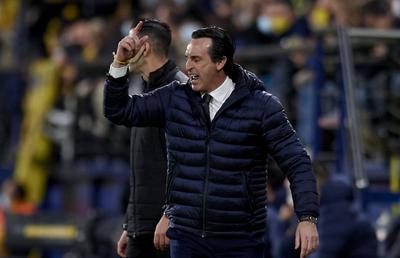 Atac pe tunel după Villarreal - Barcelona! Au sărit la Xavi și au făcut scandal pentru două penaltyuri refuzate » Poliția a intervenit!