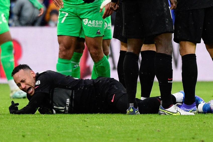 Neymar, accidentat în St. Etienne - PSG