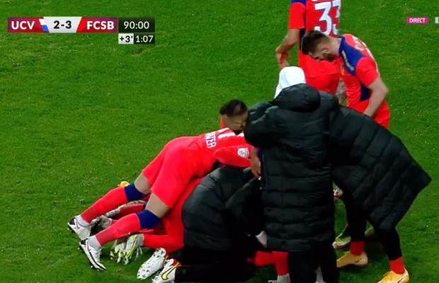 Dramatic! FCSB câștigă în prelungiri derby-ul cu CSU Craiova » Reghe, bătut de învăţăcel