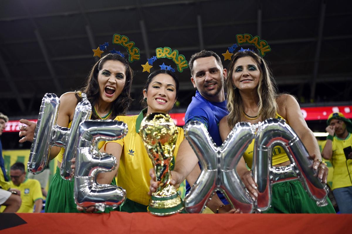 Braziliencele au încins atmosfera la meciul cu Elveția de la Campionatul Mondial