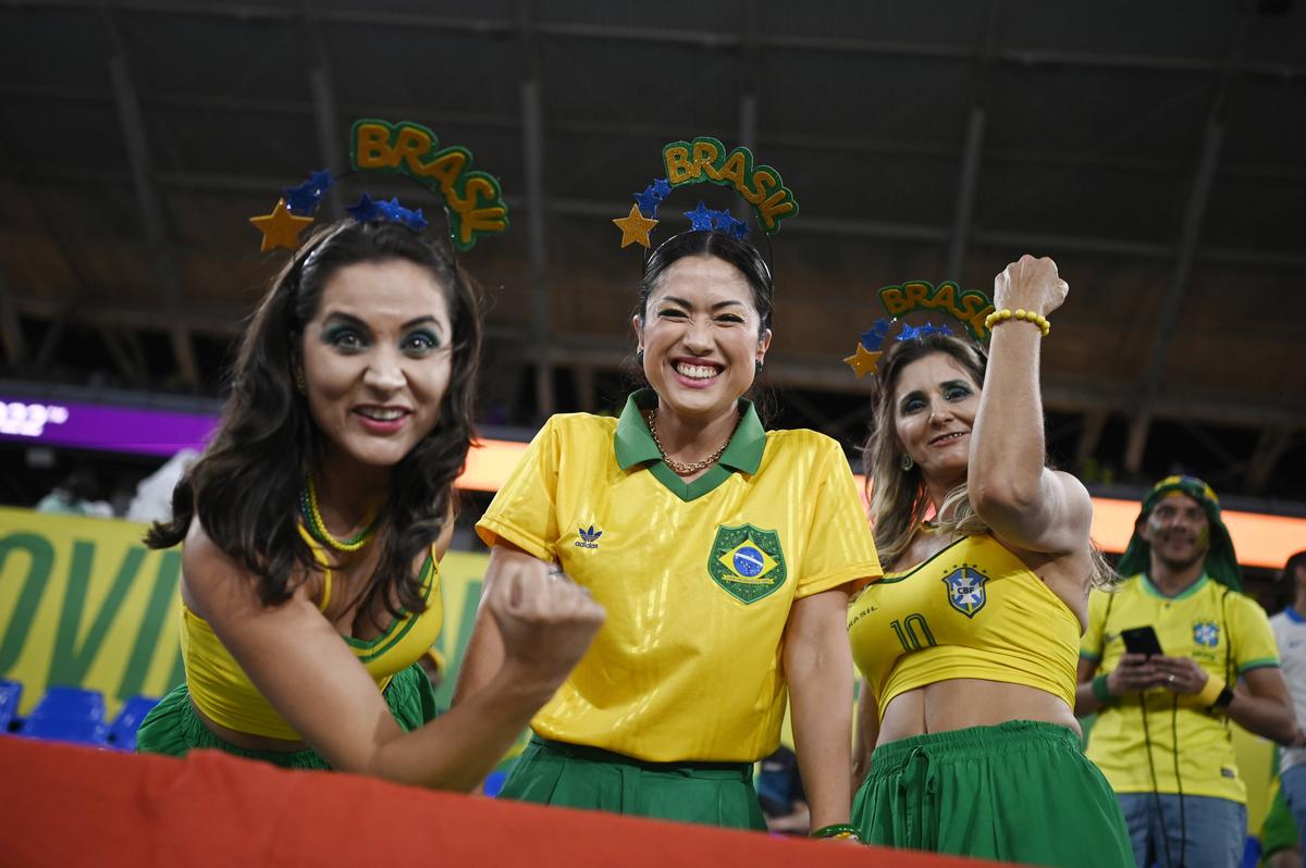 Braziliencele au încins atmosfera la meciul cu Elveția de la Campionatul Mondial